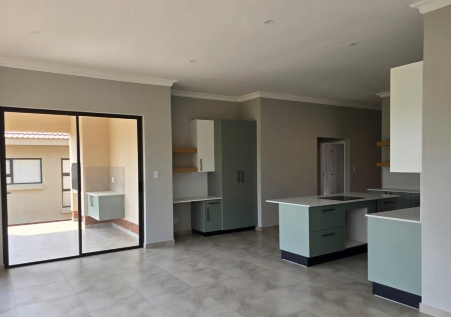 2 Bedroom Property for Sale in Xanadu North West